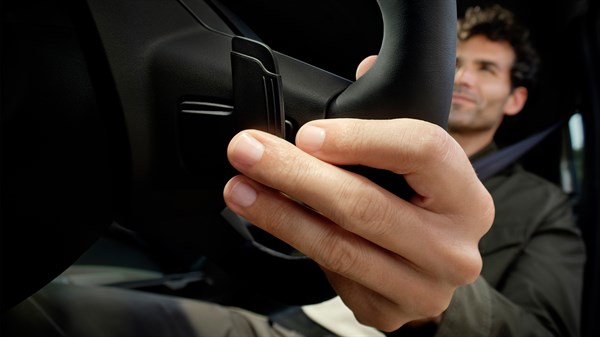 Dacia Bigster -Upravljanje ručicama na volanu